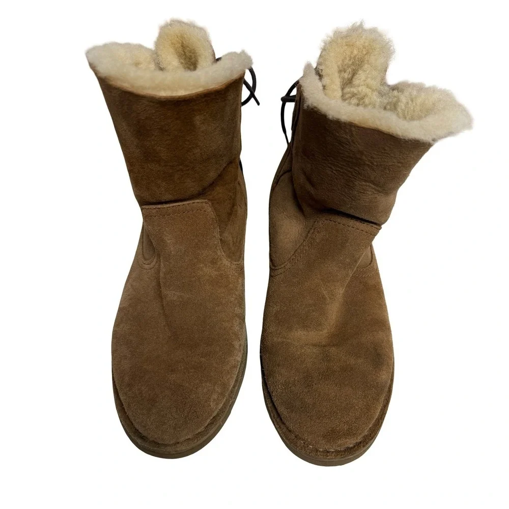 UGG Plush Naiyah Boots Women 9 Chestnut Brown Suede Shearling Lace Back